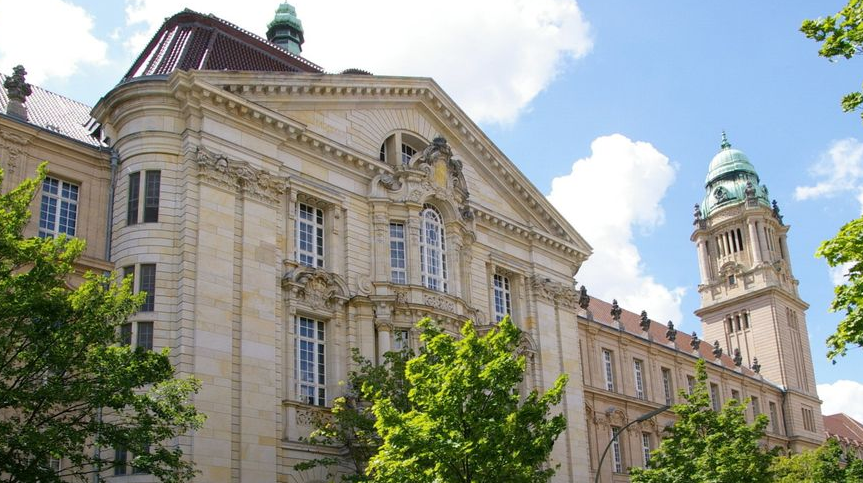 ドイツで再婚拒否された夫が妻を惨殺