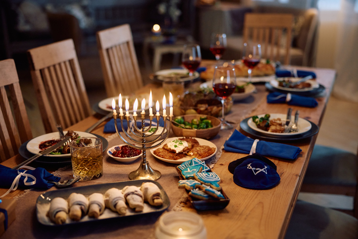 パリで起きたユダヤ家族毒殺未遂事件の闇