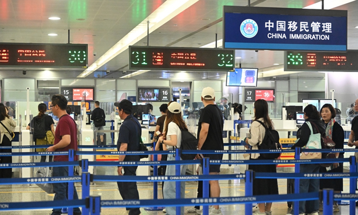 中国の年末年始旅行ラッシュ、実は…