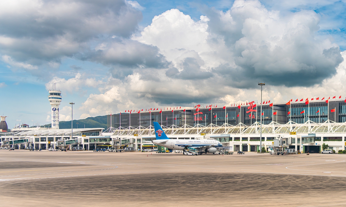 海南島の旅客数記録更新、その裏に潜む影